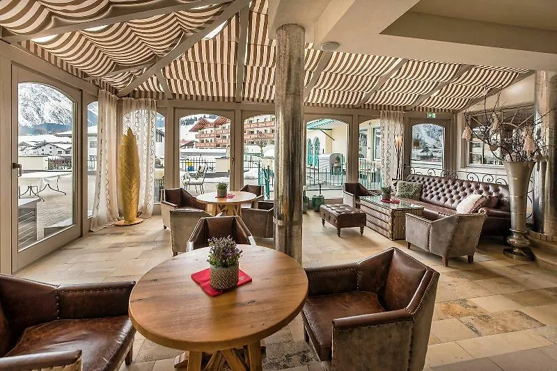Alpenrose Leading Family Hotel & Resort-1