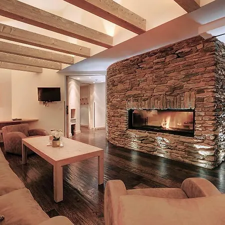 Alpenrose Leading Family Hotel & Resort-2
